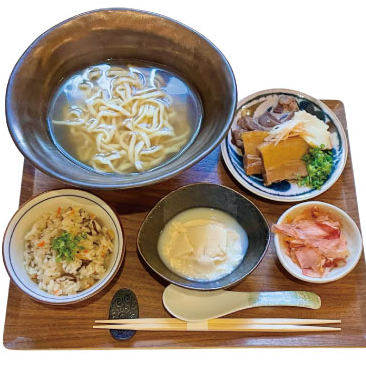 和晩酌 嶺の沖縄そば